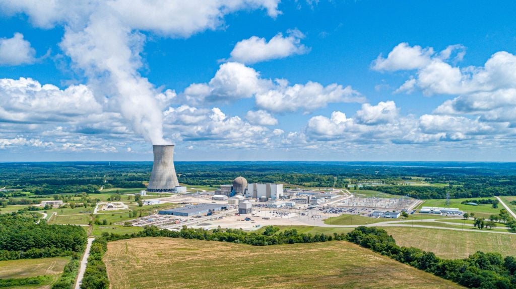 Image of a nuclear power plant